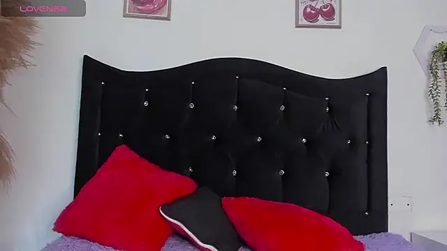 Victoriia Xx online show from 12/16/25, 01:05