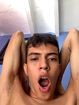 Juan Gomezz26 online show from 01/06/26, 07:39