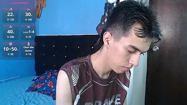 Snapshot of Juan_Gomezz26 chatting on 05/14/26, 09:21 Juan Gomezz26 online show from 05/14/26, 09:21