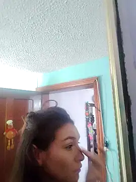 Snapshot of Afrodita2035 chatting on 12/19/25, 05:42 Afrodita2035 online show from 12/19/25, 05:42