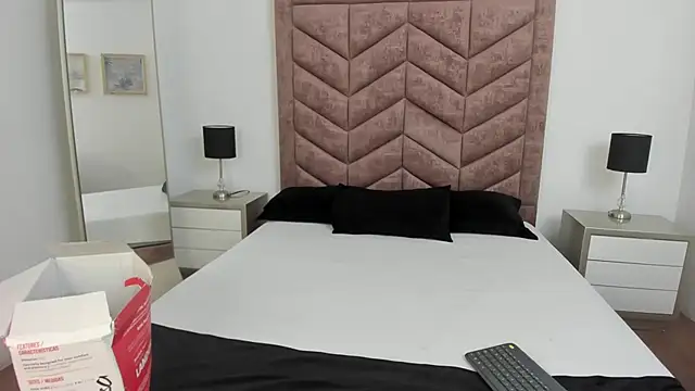 Scarlett  Noir online show from 03/03/26, 08:15