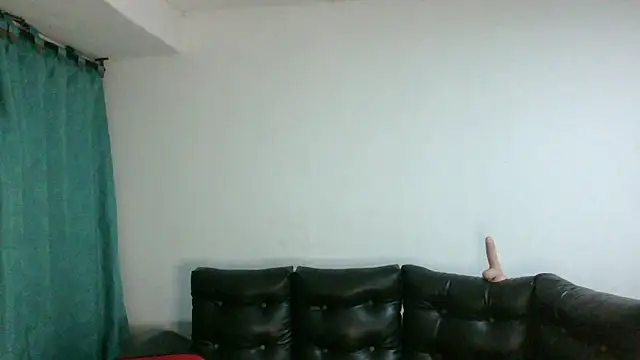 Snapshot of SebasT-sex chatting on 03/03/26, 03:45 SebasT-sex online show from 03/03/26, 03:45