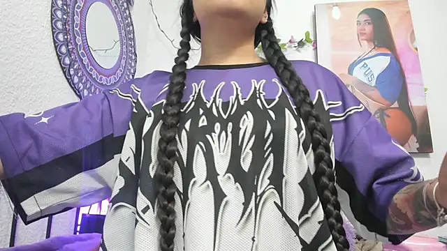 Snapshot of Hanna_moore10 chatting on 01/14/26, 07:08 Hanna moore10 online show from 01/14/26, 07:08