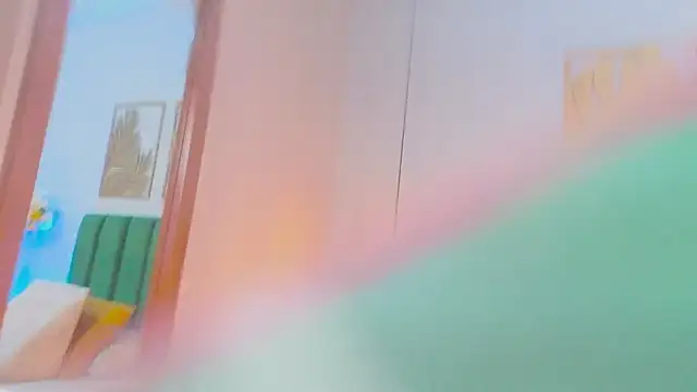 XenaRevelo online show from 02/06/26, 12:59