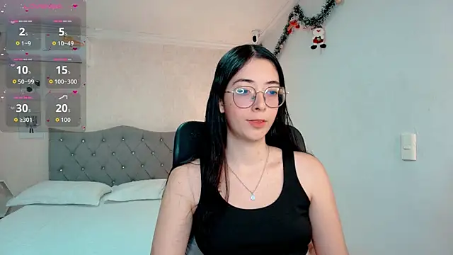 Snapshot of emmalove_doll chatting on 01/07/26, 12:07 emmalove doll online show from 01/07/26, 12:07