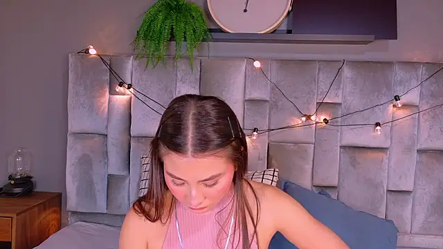 Miia Anderson online show from 03/19/26, 11:58