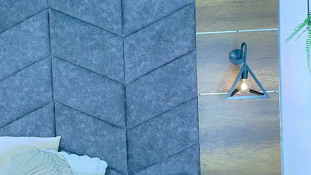 Miia Anderson online show from 03/30/26, 12:50