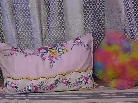 hey-pinky online show from 04/15/26, 04:52