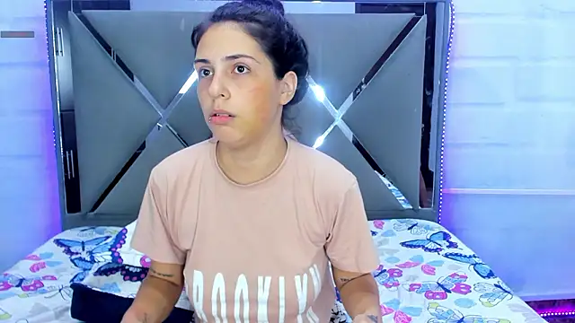 Ardiente couple online show from 03/04/26, 02:50