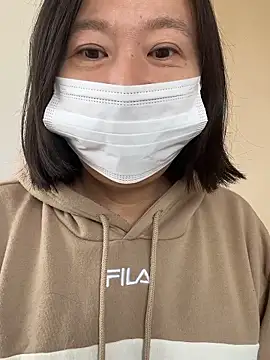 shiori dayo online show from 12/20/25, 02:07