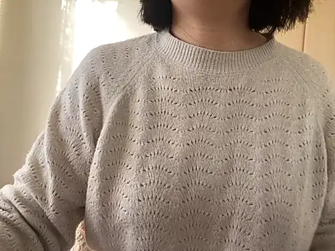 shiori dayo online show from 12/21/25, 11:34