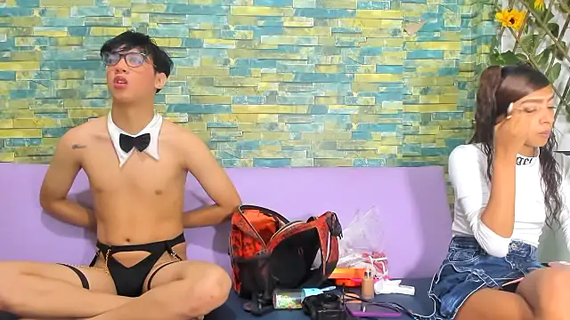 LuxurySteel Girls  online show from 12/22/25, 12:46