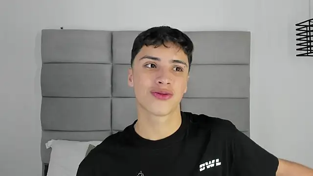 JoshClaarktt online show from 07/08/26, 04:06