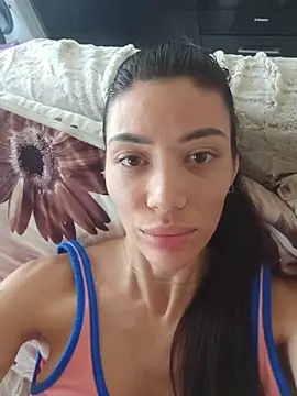 Snapshot of Leena_C chatting on 06/19/26, 04:22 Leena C online show from 06/19/26, 04:22