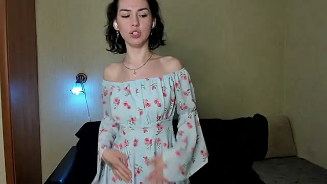 OdetteWitschi online show from 05/28/26, 06:10