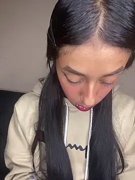 Snapshot of FOXXX_BABY chatting on 03/05/26, 04:30 FOXXX BABY online show from 03/05/26, 04:30