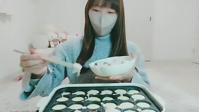 Snapshot of yuyuchan__ chatting on 01/19/26, 11:58 yuyuchan online show from 01/19/26, 11:58