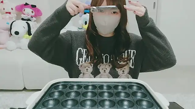 Snapshot of yuyuchan__ chatting on 02/25/26, 10:14 yuyuchan online show from 02/25/26, 10:14