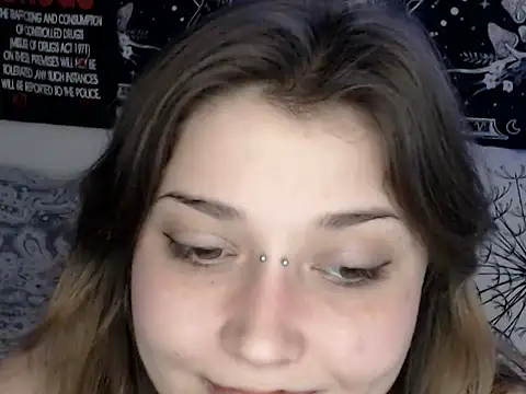 AlienforTwenty online show from 02/12/26, 11:05