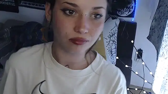 AlienforTwenty online show from 03/13/26, 12:23