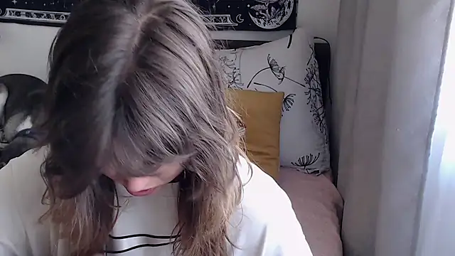 AlienforTwenty online show from 05/10/26, 07:24