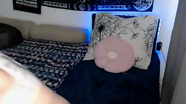 AlienforTwenty online show from 07/10/26, 10:29