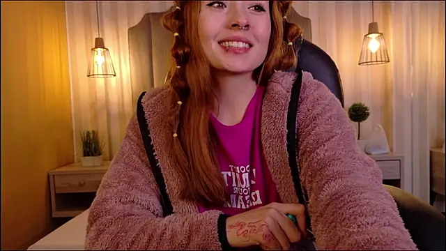 danielamilles online show from 02/05/26, 03:22