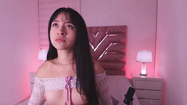 sofia go  online show from 04/18/26, 11:58