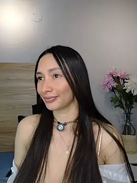 evangelineroos online show from 04/12/26, 02:33