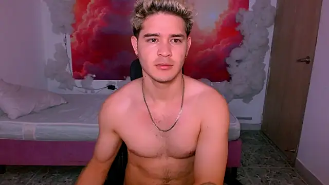 RayanLynxx online show from 12/16/25, 07:30