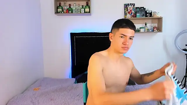 Snapshot of Nico_Nocturne chatting on 01/05/26, 05:27 Nico Nocturne online show from 01/05/26, 05:27