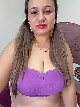 MMia 18 online show from 12/13/25, 08:47