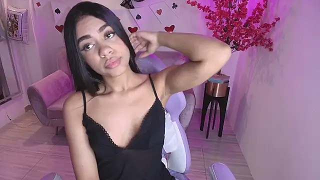 Sophie clay online show from 02/25/26, 07:23