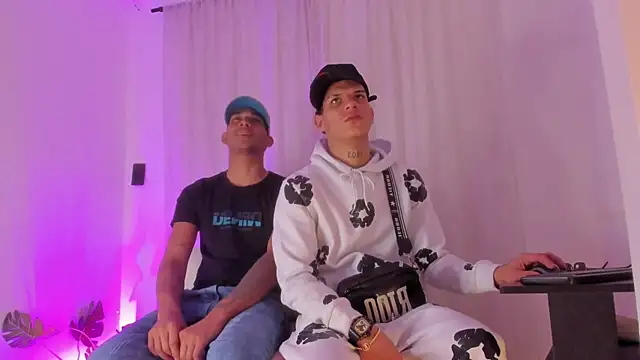 Snapshot of kings_of_heavens_ chatting on 01/09/26, 04:15 kings of heavens online show from 01/09/26, 04:15