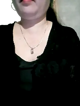 Dianna68 online show from 12/17/25, 06:41