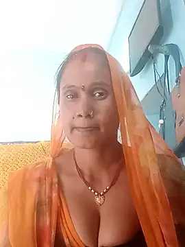 Snapshot of Akanksha_soni chatting on 12/21/25, 08:10 Akanksha soni online show from 12/21/25, 08:10