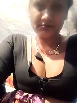 Snapshot of Akanksha_soni chatting on 05/20/26, 10:32 Akanksha soni online show from 05/20/26, 10:32