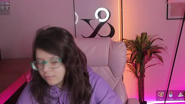 Ariell Mini online show from 02/16/26, 01:07