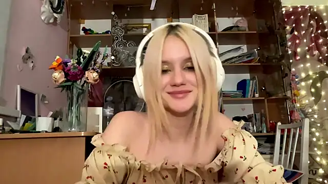 MelisaBloomy online show from 12/13/25, 07:53