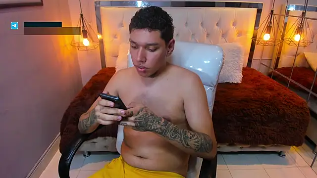 Snapshot of drake_miller7 chatting on 01/10/26, 04:25 drake miller7 online show from 01/10/26, 04:25