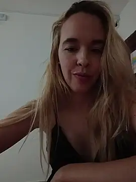 Snapshot of Zairablon chatting on 02/25/26, 04:55 Zairablon online show from 02/25/26, 04:55