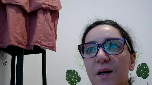 Snapshot of anngelle chatting on 05/02/26, 11:26 anngelle online show from 05/02/26, 11:26