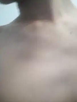 Snapshot of MSleepyyyy chatting on 04/01/26, 04:02 MSleepyyyy online show from 04/01/26, 04:02