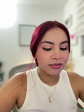 Zarahs Blare1 online show from 12/23/25, 02:31