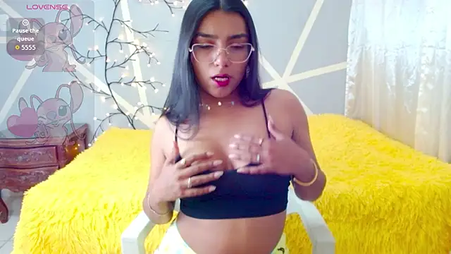 valkydoll2 online show from 01/10/26, 02:46