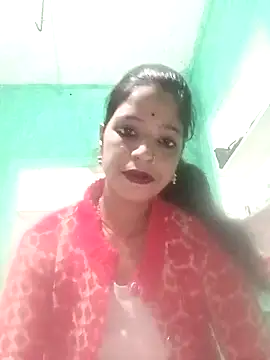 Snapshot of Juli_pande chatting on 12/18/25, 11:38 Juli pande online show from 12/18/25, 11:38