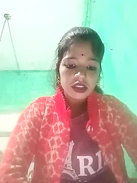 Snapshot of Juli_pande chatting on 12/20/25, 01:45 Juli pande online show from 12/20/25, 01:45