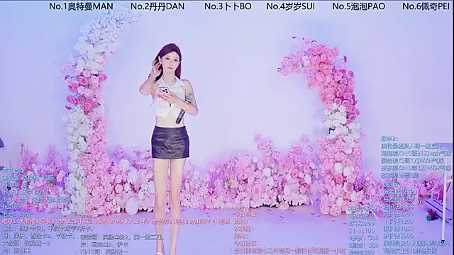 Snapshot of Luckygirls-339 chatting on 06/03/26, 10:37 Luckygirls-339 online show from 06/03/26, 10:37