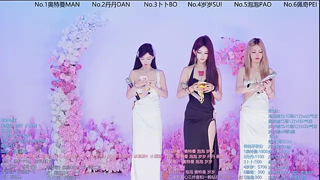 Snapshot of Luckygirls-339 chatting on 06/06/26, 10:47 Luckygirls-339 online show from 06/06/26, 10:47