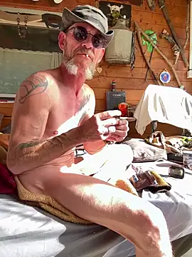 sirflo11 online show from 04/24/26, 03:14